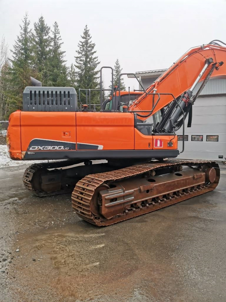 Doosan DX 300 LC-5  - Crawler excavator: picture 1 Doosan DX 300 LC-5  - Crawler excavator: picture 1