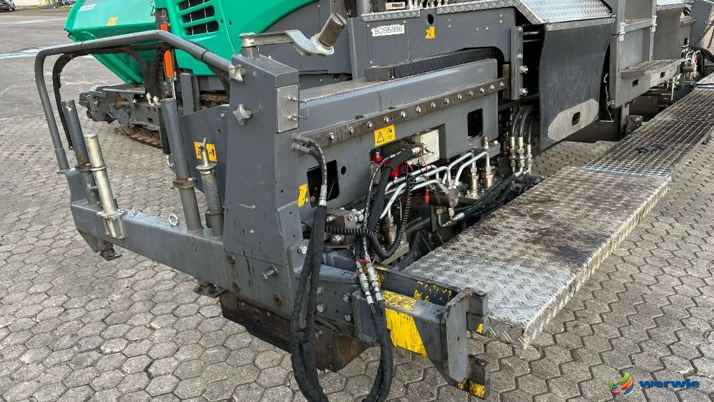 Asphalt paver Vögele SUPER 1800-3i / AB600-3TP2 (3,00 - 6,00 m): picture 15 Asphalt paver Vögele SUPER 1800-3i / AB600-3TP2 (3,00 - 6,00 m): picture 15