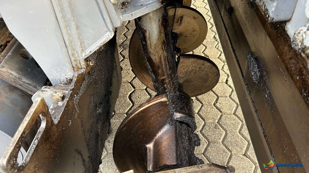 Asphalt paver Vögele SUPER 1800-3i / AB600-3TP2 (3,00 - 6,00 m): picture 13 Asphalt paver Vögele SUPER 1800-3i / AB600-3TP2 (3,00 - 6,00 m): picture 13