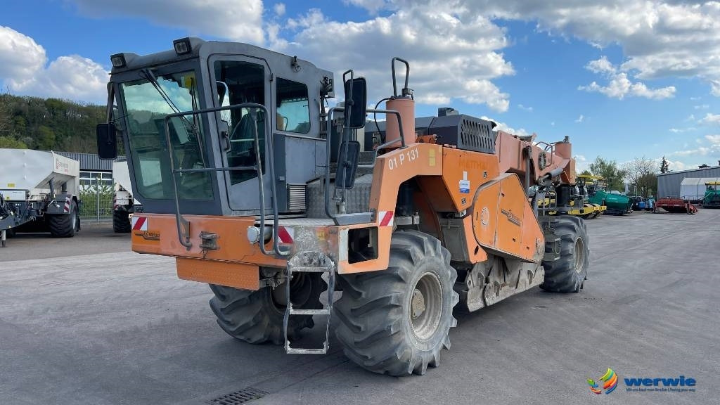 Wirtgen WR2400 - Asphalt machine: picture 4 Wirtgen WR2400 - Asphalt machine: picture 4