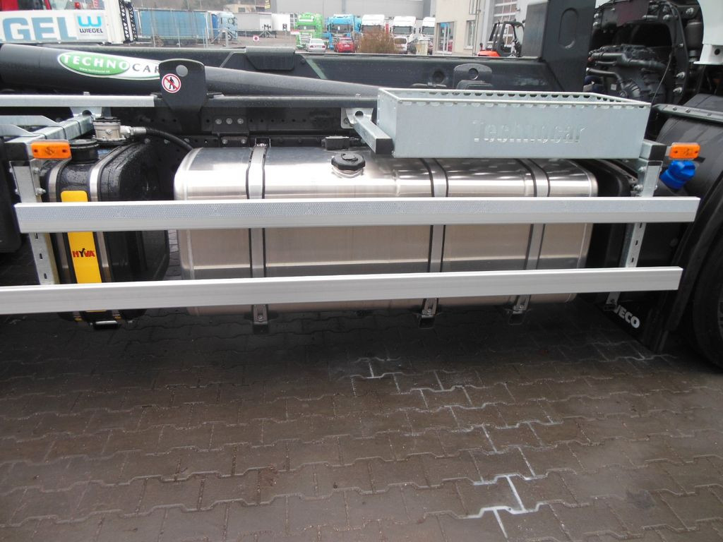 Iveco X-WAY AD 280X46, 6X2, LENK/LIFT, TNH 20T,SOFORT! Iveco X-WAY AD 280X46, 6X2, LENK/LIFT, TNH 20T,SOFORT! leasing Iveco X-WAY AD 280X46, 6X2, LENK/LIFT, TNH 20T,SOFORT! Iveco X-WAY AD 280X46, 6X2, LENK/LIFT, TNH 20T,SOFORT!: picture 15