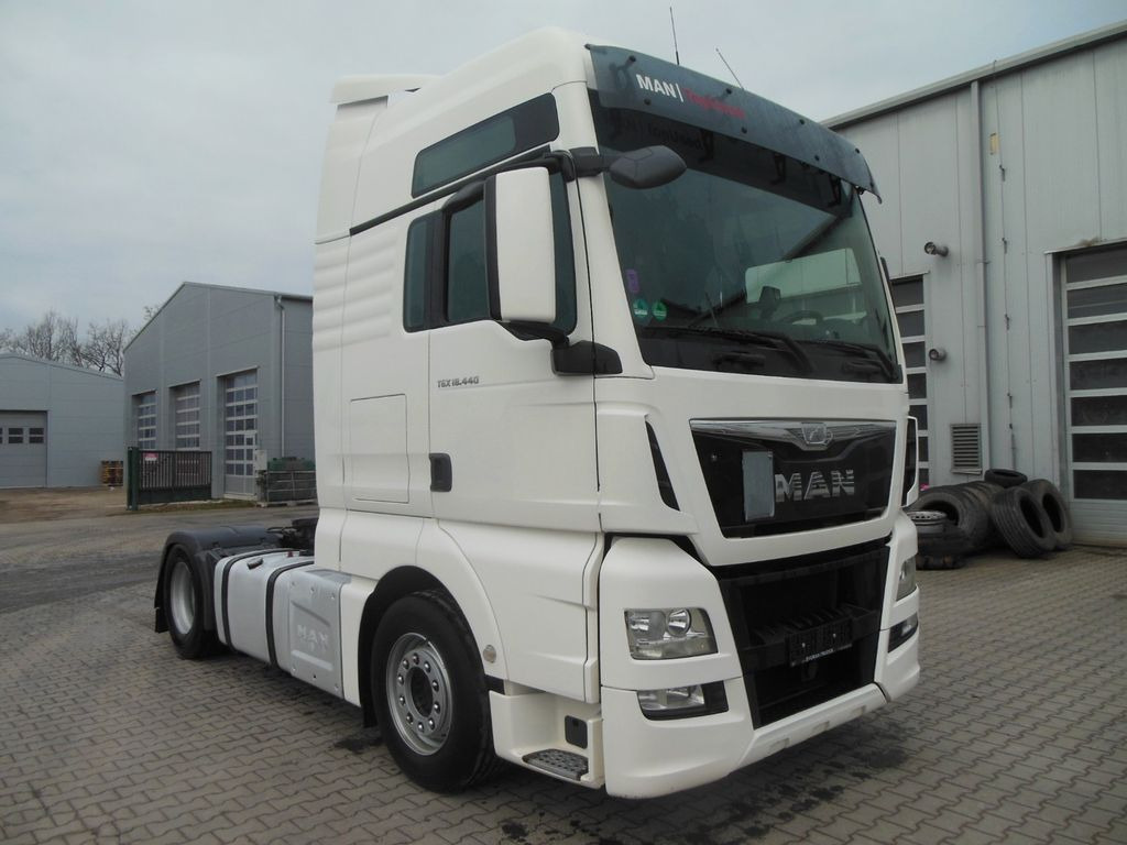 MAN TGX 18.440 BLS, INTARDER, AUTOMATIC, EURO 6 - Tractor truck: picture 2 MAN TGX 18.440 BLS, INTARDER, AUTOMATIC, EURO 6 - Tractor truck: picture 2