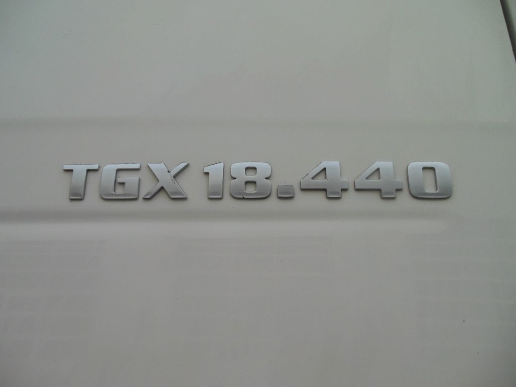 MAN TGX 18.440 BLS, INTARDER, AUTOMATIC, EURO 6 - Tractor truck: picture 5 MAN TGX 18.440 BLS, INTARDER, AUTOMATIC, EURO 6 - Tractor truck: picture 5