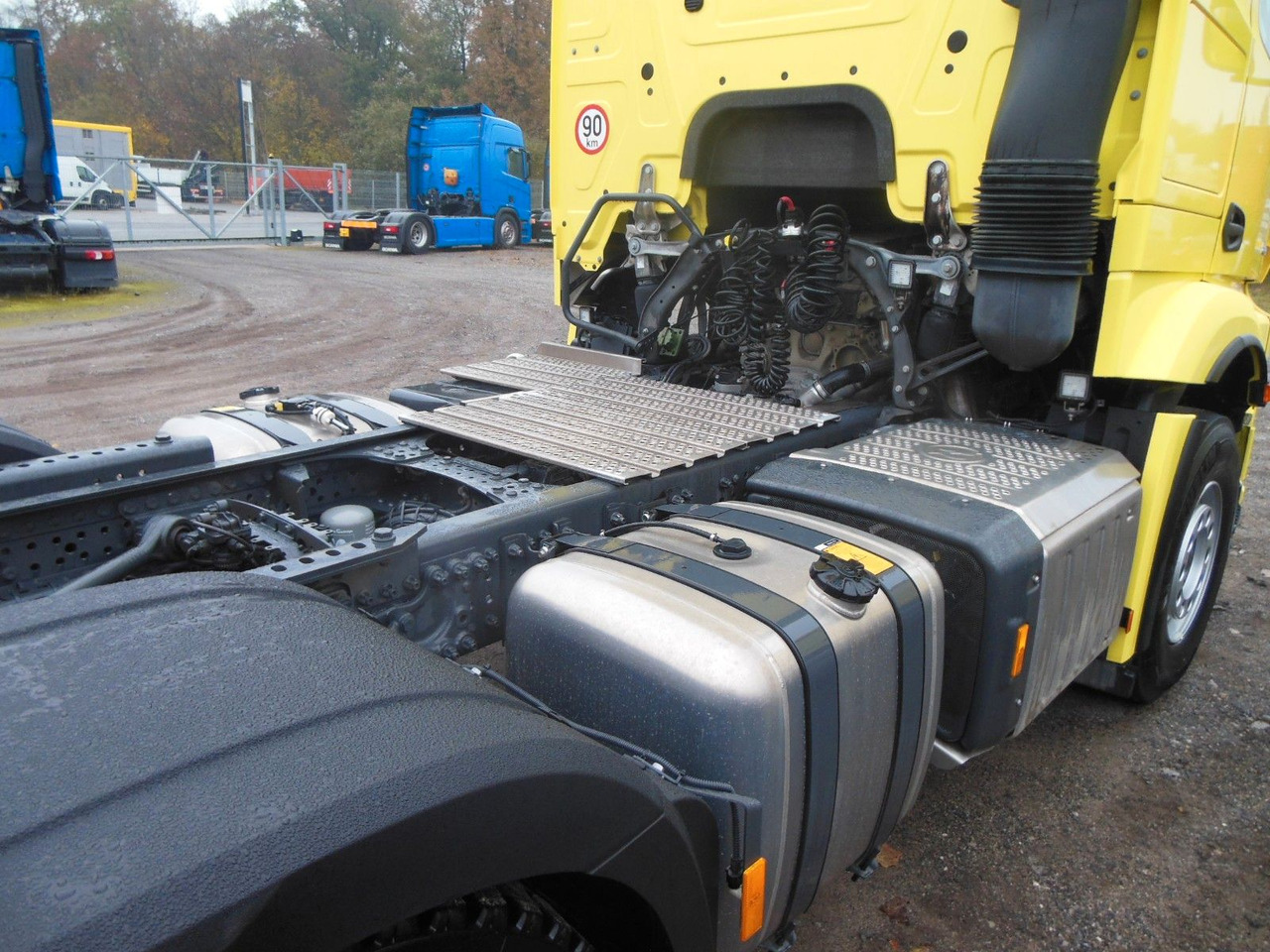 Mercedes-Benz 3353 ACTROS, 6X4, TRK, SET 120 TON, WIE NEUE!E!! - Tractor truck: picture 5 Mercedes-Benz 3353 ACTROS, 6X4, TRK, SET 120 TON, WIE NEUE!E!! - Tractor truck: picture 5