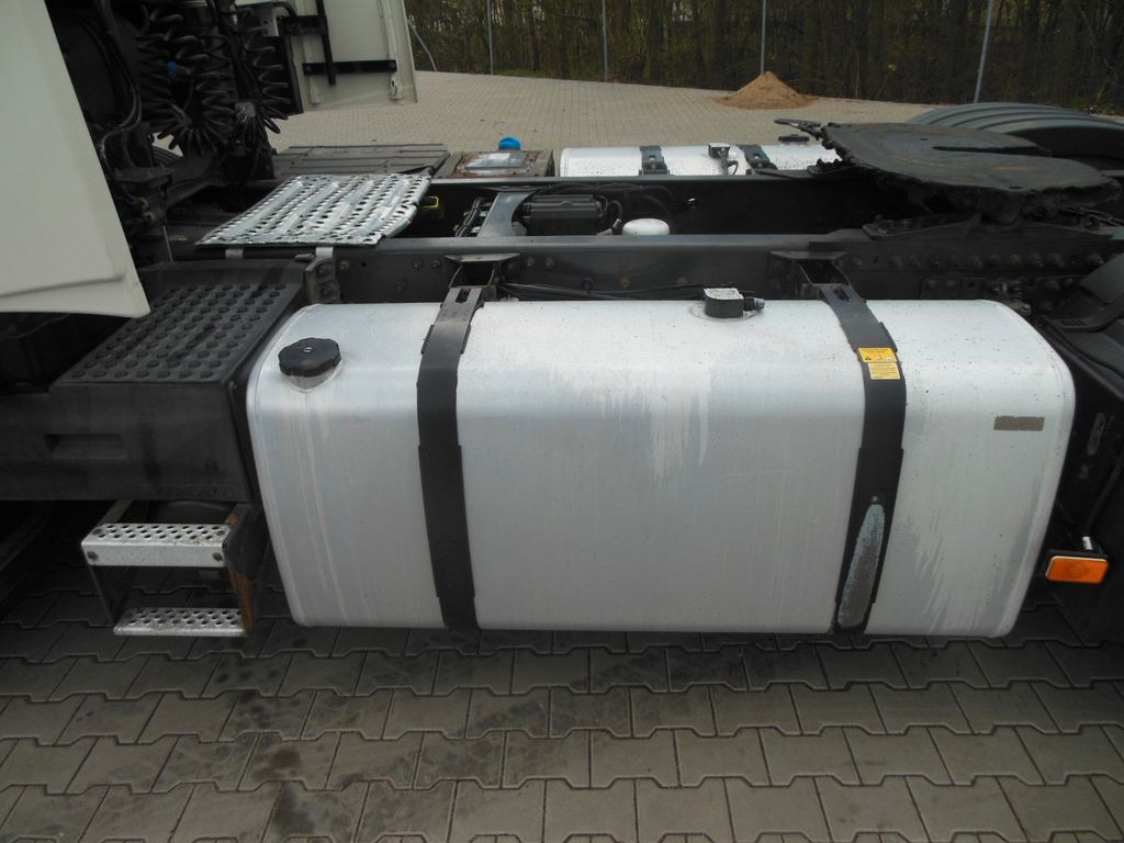 Tractor truck Volvo FH 13/460, GLOBE XL Volvo FH 13/460, GLOBE XL: picture 8 Tractor truck Volvo FH 13/460, GLOBE XL Volvo FH 13/460, GLOBE XL: picture 8