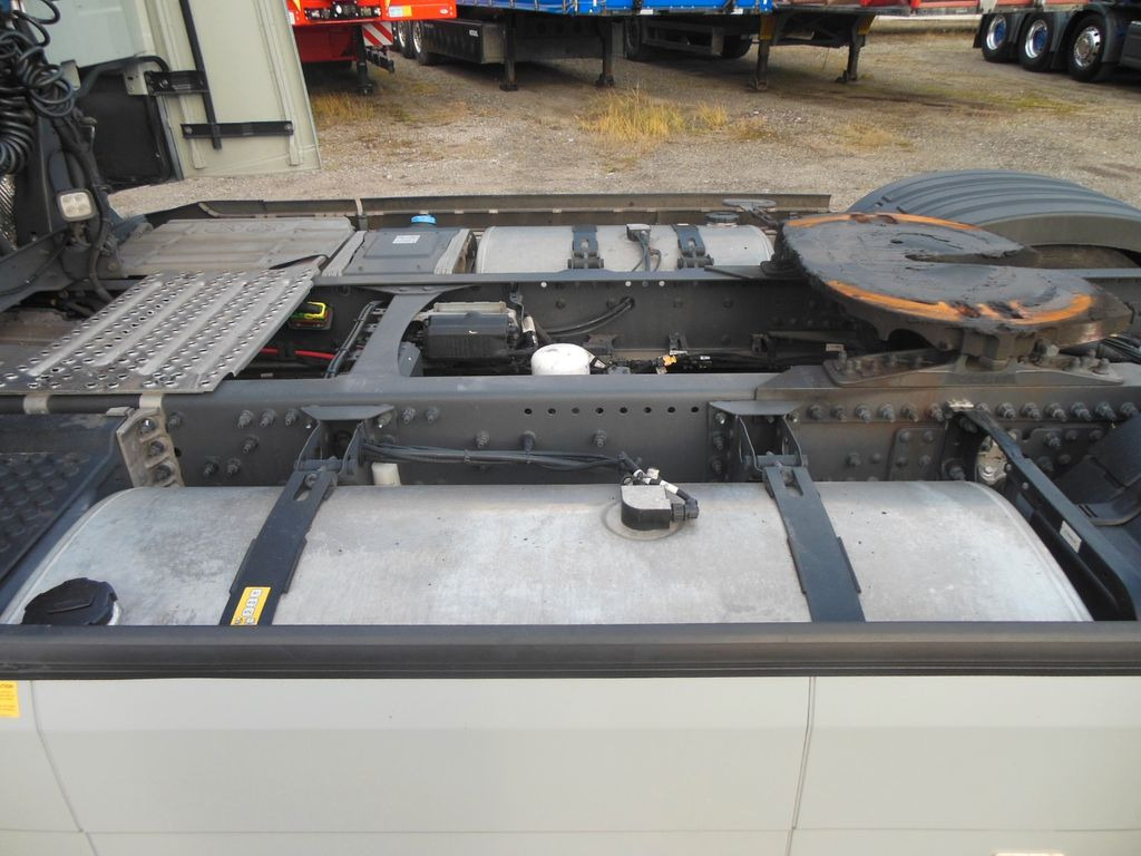 Volvo FH 13/460 TURBO COMPOUND,I-SAVE,I-PARK COOL,TOP - Tractor truck: picture 5 Volvo FH 13/460 TURBO COMPOUND,I-SAVE,I-PARK COOL,TOP - Tractor truck: picture 5