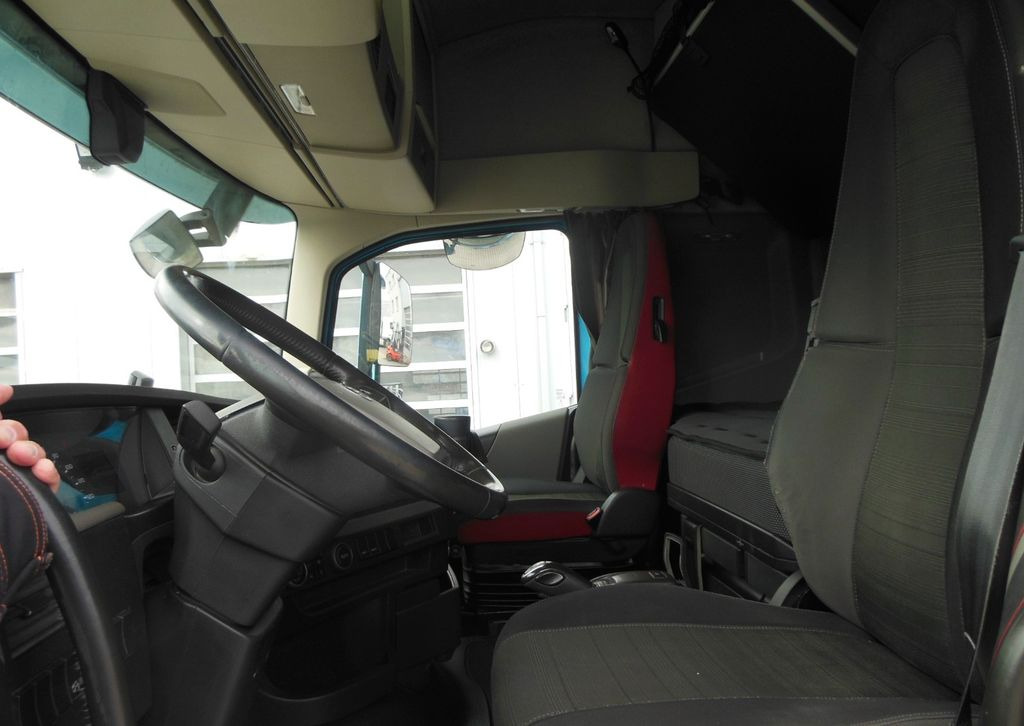 Interior photo 1: Tractor truck Volvo FH 13/540, GLOBE Volvo FH 13/540, GLOBE