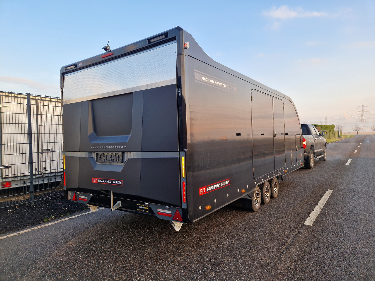 Autotransporter trailer BJT Race Transporter 7 397-6023-35-3-10-B 600x228x189cm black ASR Kamera Alufelgen Tridem 3500: picture 15