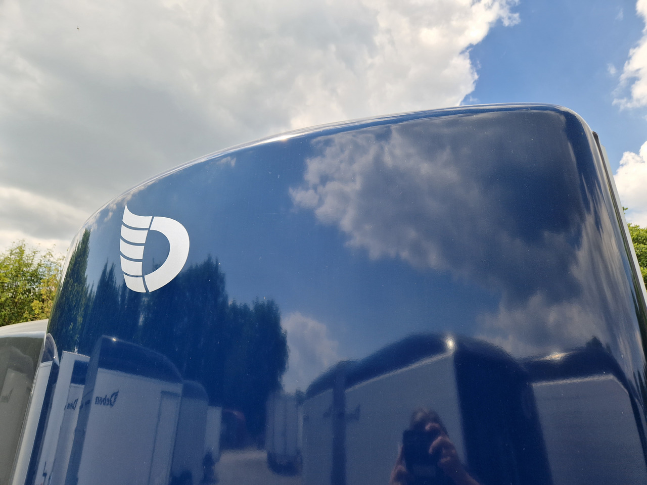 Cargo Roadster 500 312x167x199cm Alu Poly royalblue Pullman 100 km/H 2000kg Abverkauf - Closed box trailer: picture 3 Cargo Roadster 500 312x167x199cm Alu Poly royalblue Pullman 100 km/H 2000kg Abverkauf - Closed box trailer: picture 3