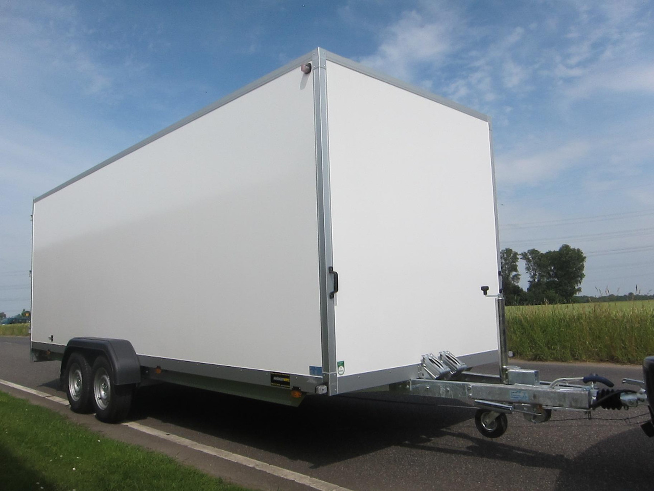 WM Meyer Kofferanhänger AZ 3560/200 S40 601x200x205cm Profiline 3000kg Aktion - Closed box trailer: picture 1 WM Meyer Kofferanhänger AZ 3560/200 S40 601x200x205cm Profiline 3000kg Aktion - Closed box trailer: picture 1