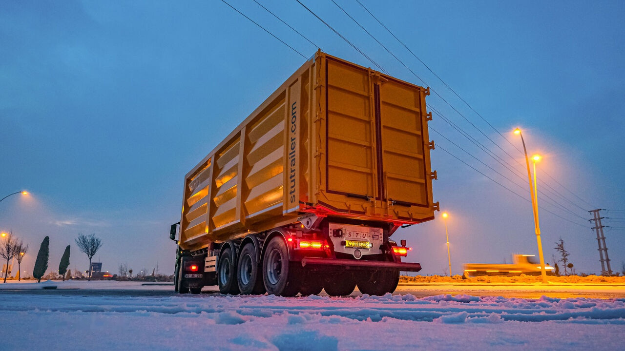 STU SCRAP METAL TIPPER TRAILER / 55M3 TO 71 M3 - Tipper semi-trailer: picture 3 STU SCRAP METAL TIPPER TRAILER / 55M3 TO 71 M3 - Tipper semi-trailer: picture 3