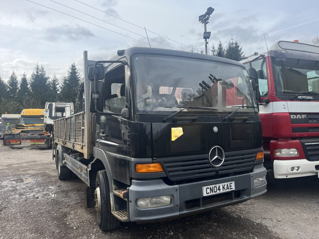 Mercedes Atego 1623 4x2 Rigid - Dropside/ Flatbed truck, Crane truck: picture 2 Mercedes Atego 1623 4x2 Rigid - Dropside/ Flatbed truck, Crane truck: picture 2