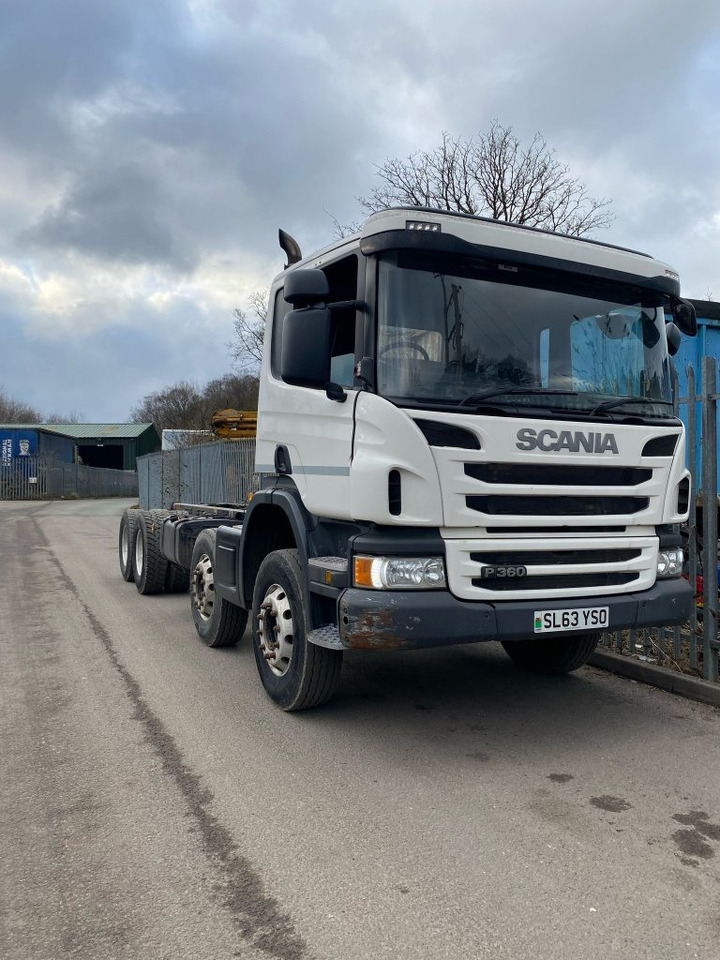 Scania P360 8x4 Chassis Cab - Cab chassis truck: picture 1 Scania P360 8x4 Chassis Cab - Cab chassis truck: picture 1