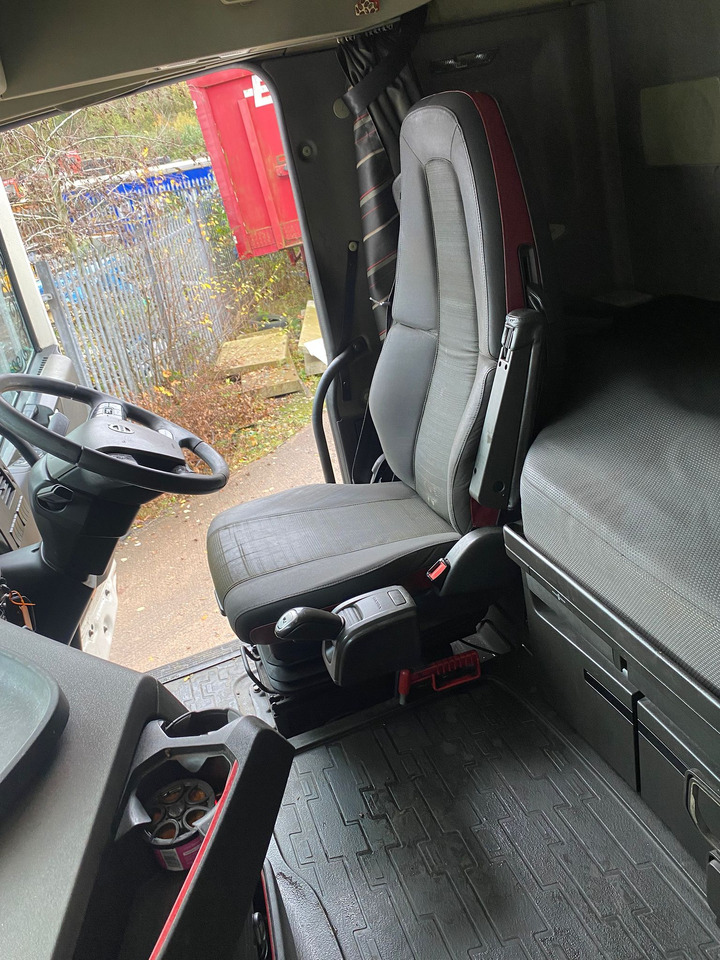 Tractor truck Volvo FH 500: picture 10