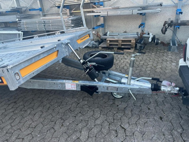 Brian James T Transporter, 231-5021-35-2-12, 5000 x 2150 mm, 3,5 to. kippbar mit Auffahrrampen - Autotransporter trailer: picture 2 Brian James T Transporter, 231-5021-35-2-12, 5000 x 2150 mm, 3,5 to. kippbar mit Auffahrrampen - Autotransporter trailer: picture 2