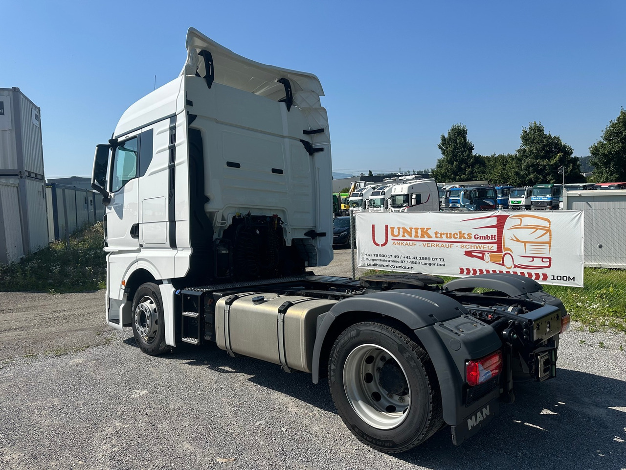 MAN TGX 18.470 4x2 Lowliner 2Tank LED - Tractor truck: picture 5 MAN TGX 18.470 4x2 Lowliner 2Tank LED - Tractor truck: picture 5
