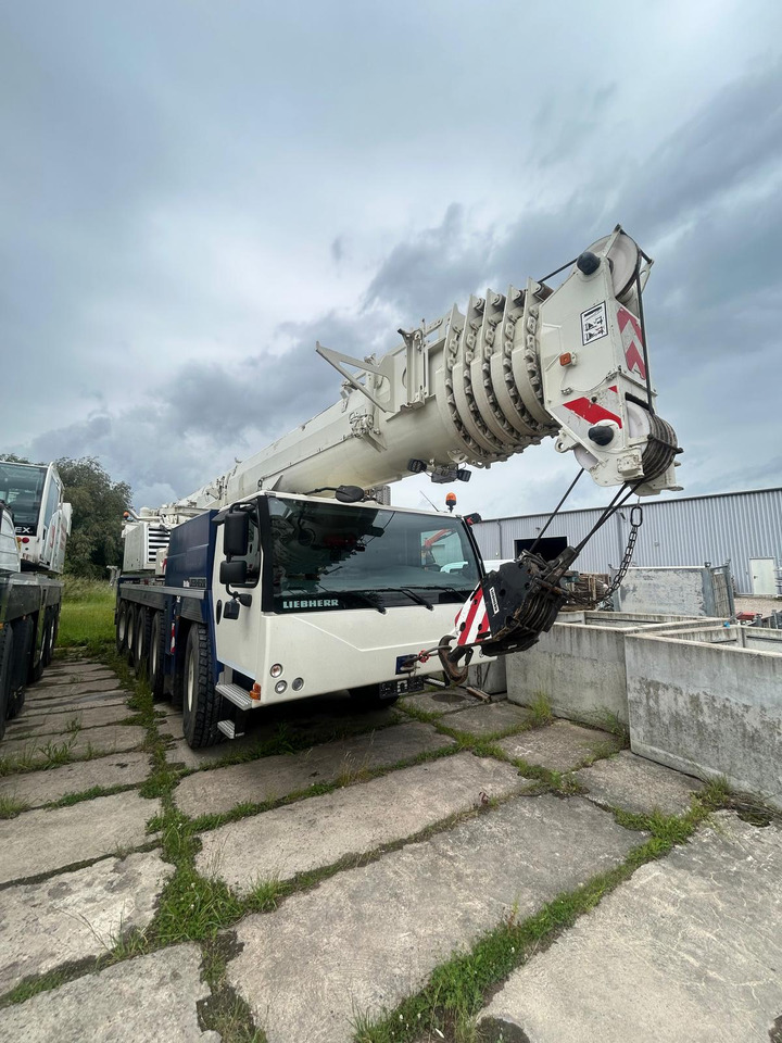 LIEBHERR LTM 1095-5.1 - Mobile crane: picture 1 LIEBHERR LTM 1095-5.1 - Mobile crane: picture 1