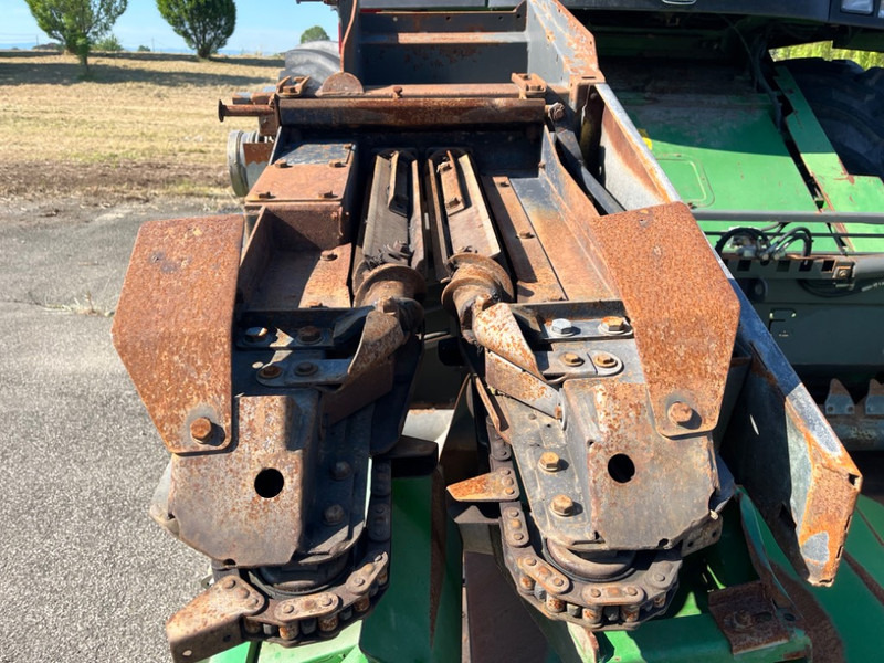 Combine harvester John Deere 2058: picture 11