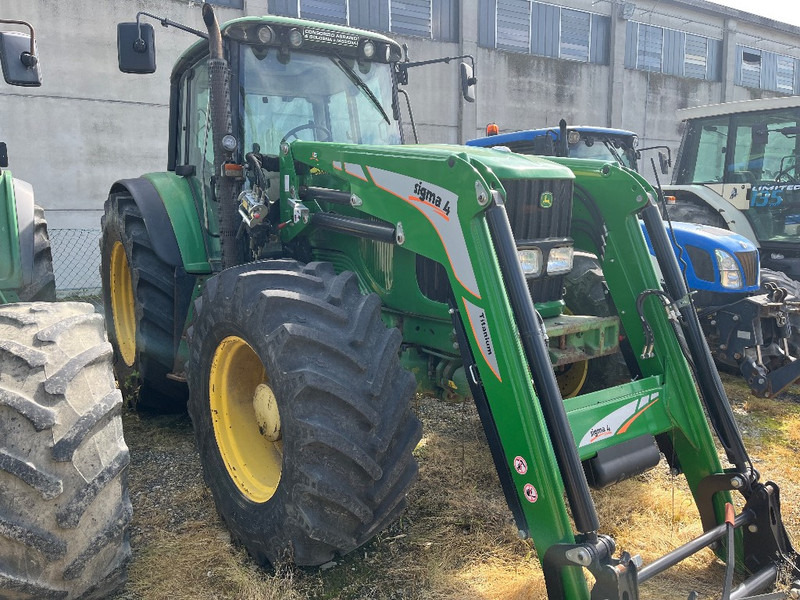 John Deere 6620 - Farm tractor: picture 1 John Deere 6620 - Farm tractor: picture 1