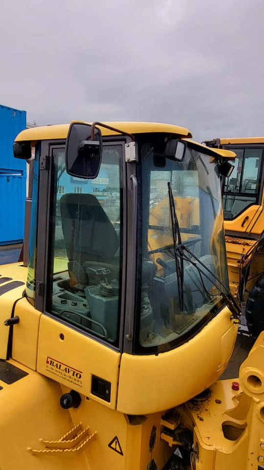 2906698 cabin for Volvo L30, L30B, L32, L32B, L35, L35B, L40, L45B - Cab for Loader: picture 1 2906698 cabin for Volvo L30, L30B, L32, L32B, L35, L35B, L40, L45B - Cab for Loader: picture 1