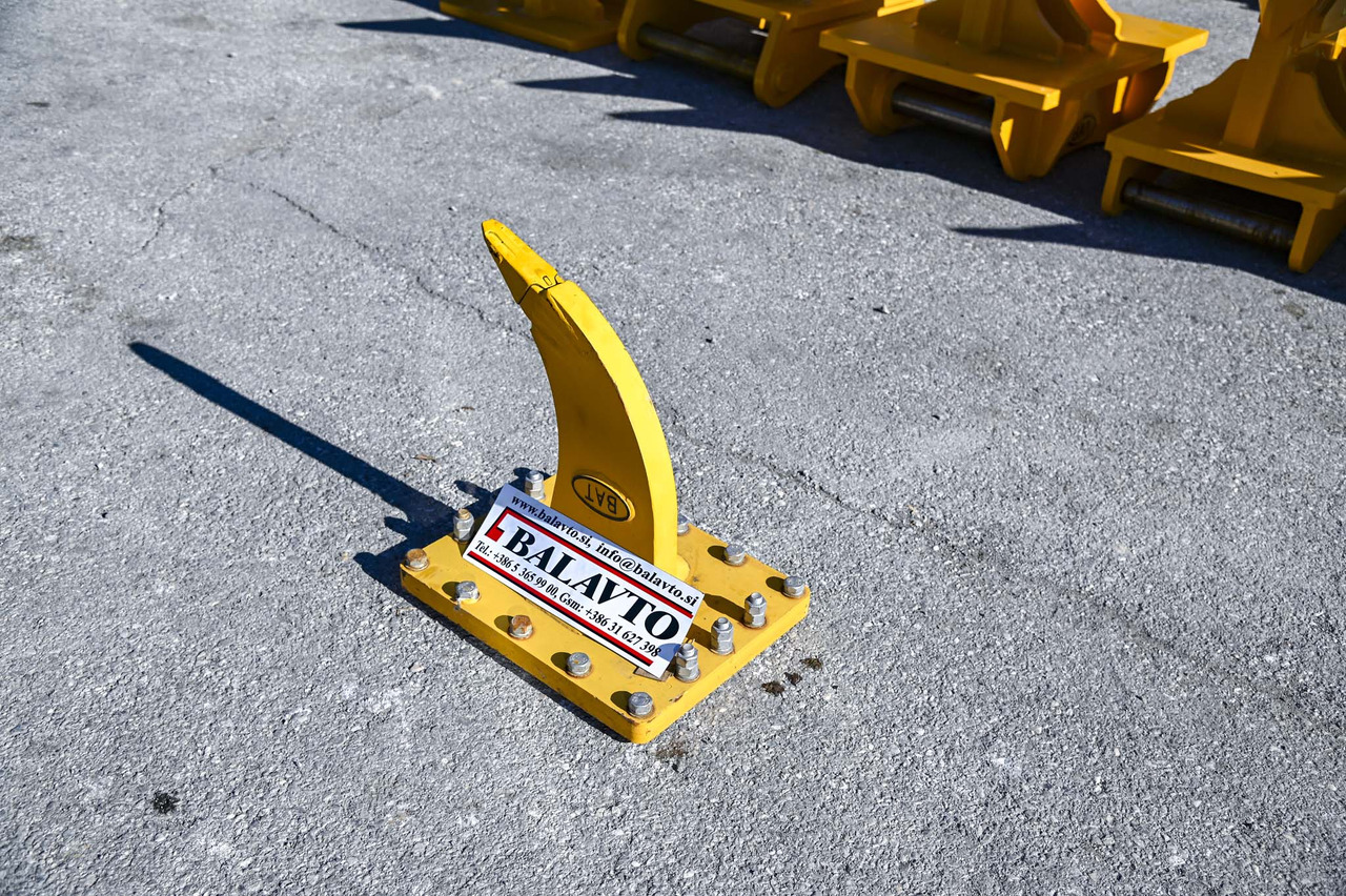 BAT BR02 - Ripper for Excavator: picture 2 BAT BR02 - Ripper for Excavator: picture 2