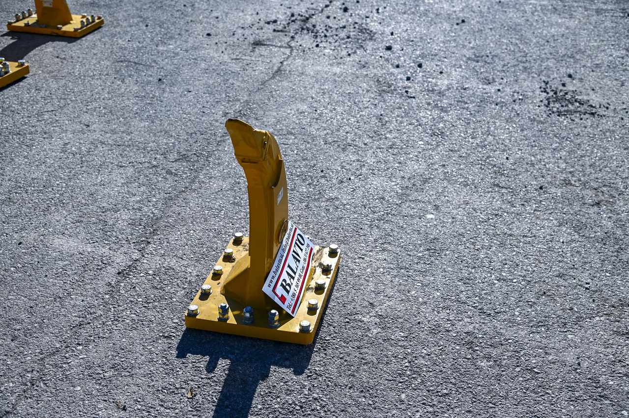 BAT BR04 - Ripper for Excavator: picture 5 BAT BR04 - Ripper for Excavator: picture 5