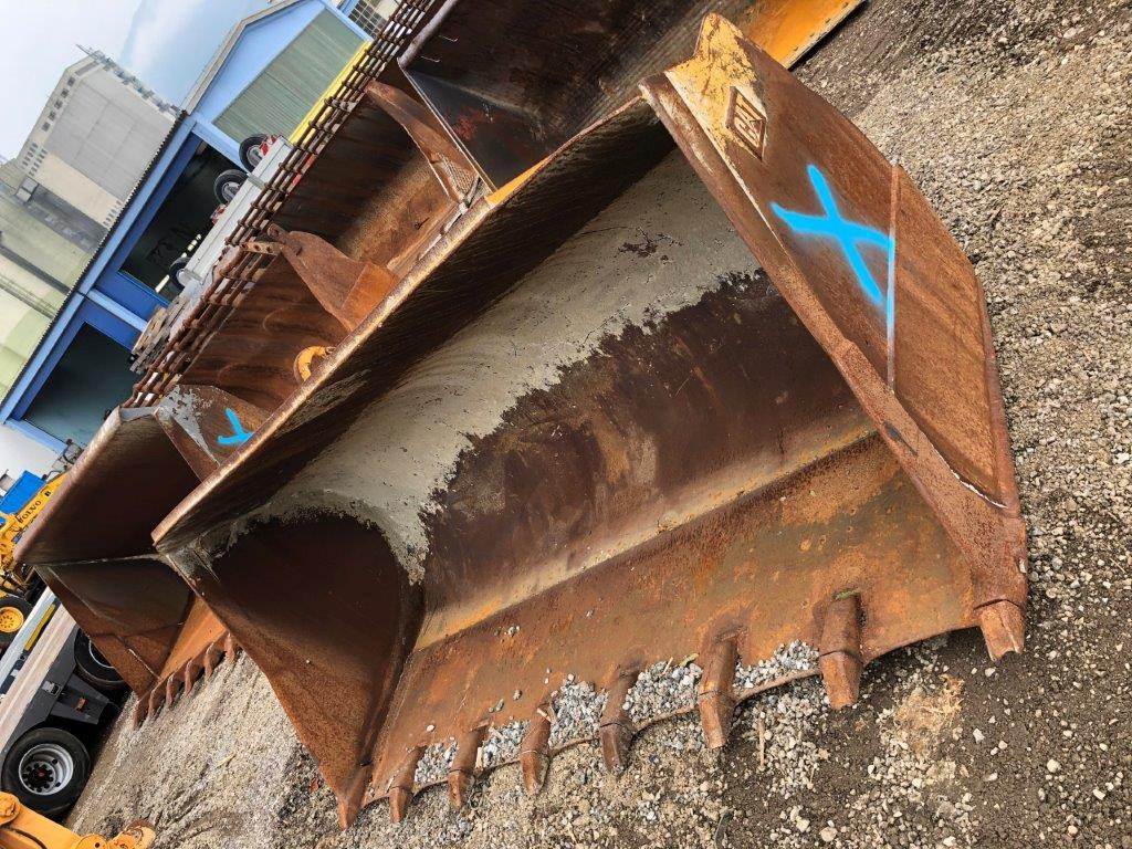 Caterpillar loader bucket 2900 mm - Loader bucket: picture 4 Caterpillar loader bucket 2900 mm - Loader bucket: picture 4