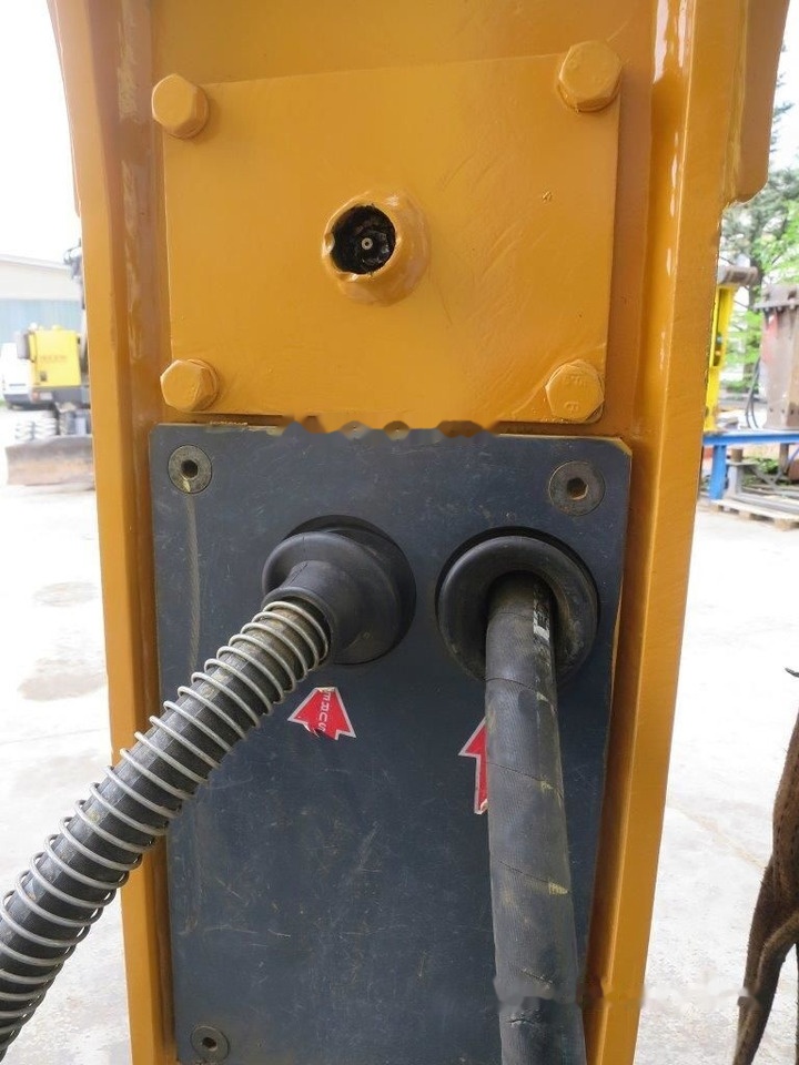 D&A 130V - Hydraulic hammer: picture 5 D&A 130V - Hydraulic hammer: picture 5