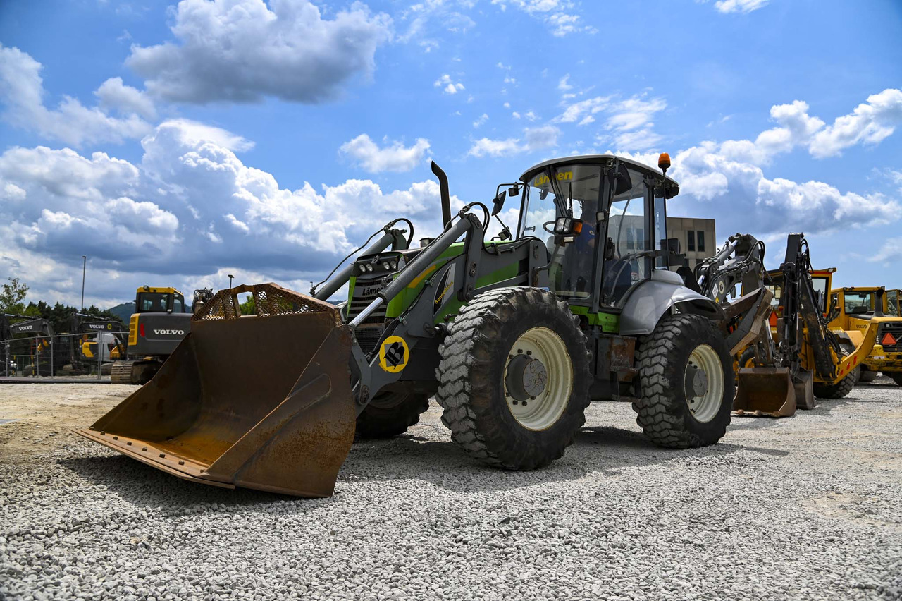 Lännen 8600E - Backhoe loader: picture 1 Lännen 8600E - Backhoe loader: picture 1