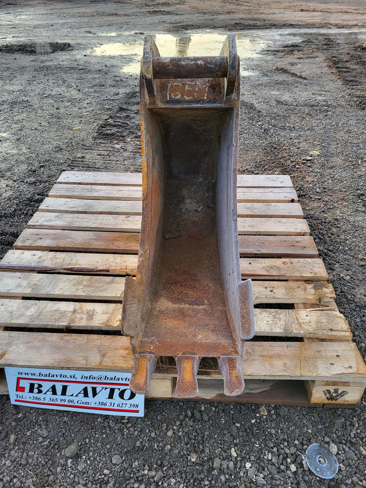 Narrow digging bucket 300 mm - Excavator bucket: picture 1 Narrow digging bucket 300 mm - Excavator bucket: picture 1