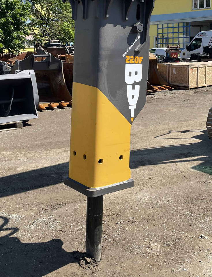 New BAT 220F - Hydraulic hammer: picture 2 New BAT 220F - Hydraulic hammer: picture 2