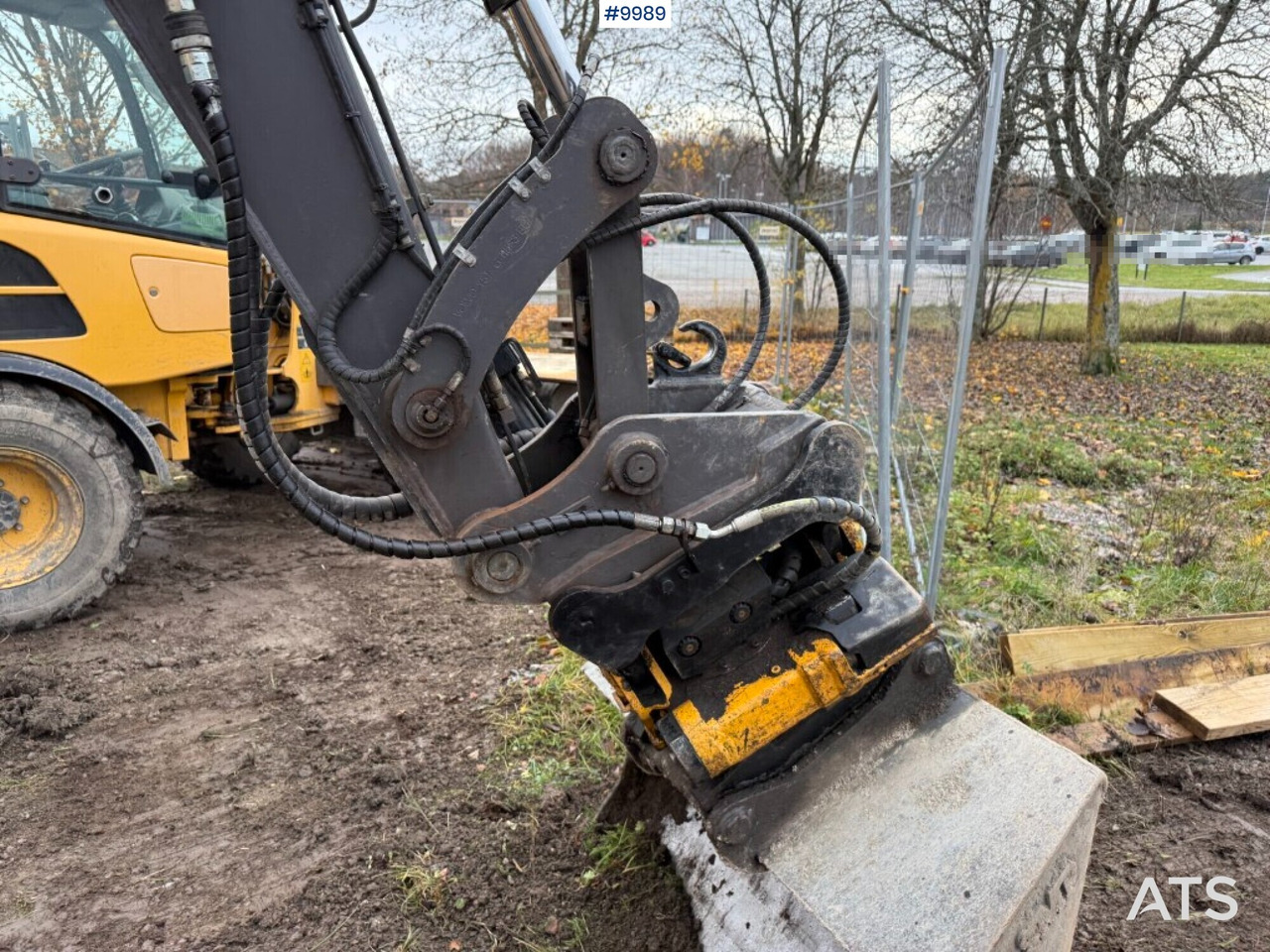 Crawler excavator Crawler excavator Volvo EC55C with tiltrotator and buckets: picture 9 Crawler excavator Crawler excavator Volvo EC55C with tiltrotator and buckets: picture 9