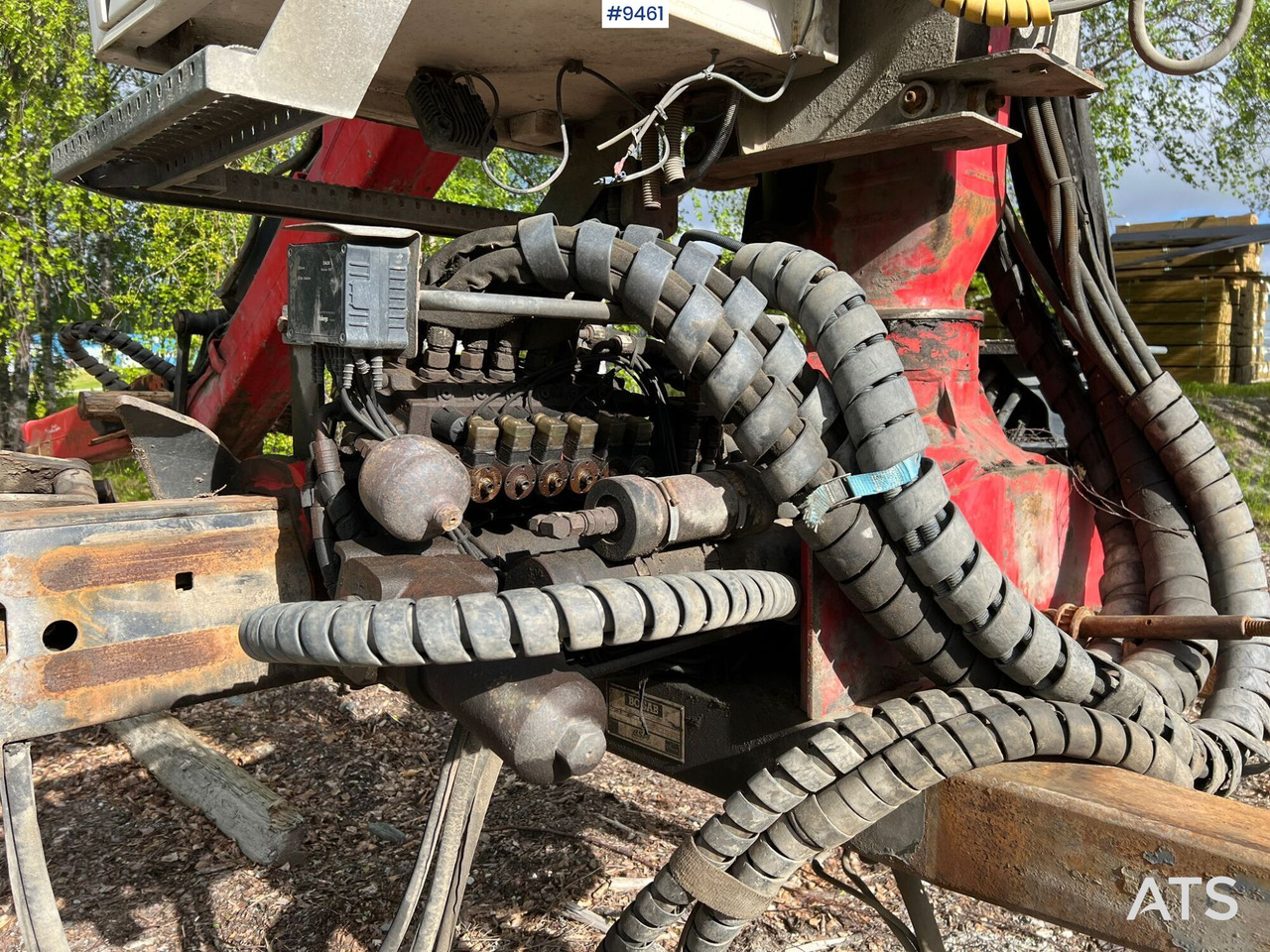 Truck mounted crane EPSILON PALFINGER M110 Timmerkran: picture 14