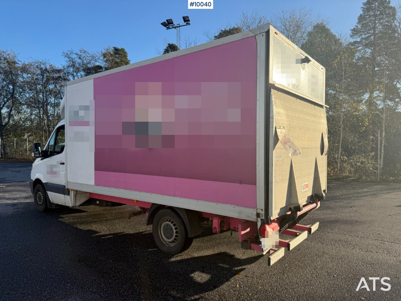 Mercedes Benz Sprinter with tail lift - Closed box van: picture 3 Mercedes Benz Sprinter with tail lift - Closed box van: picture 3