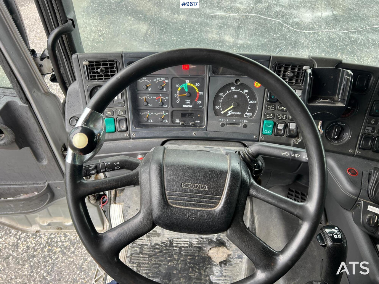 Concrete mixer truck Scania R124 tridem with LAXO quick release: picture 47 Concrete mixer truck Scania R124 tridem with LAXO quick release: picture 47