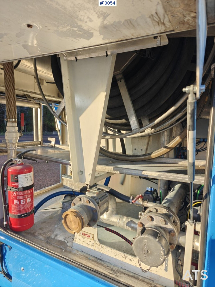 Tank truck Scania G450 6X2 leasing Tank truck Scania G450 6X2: picture 13