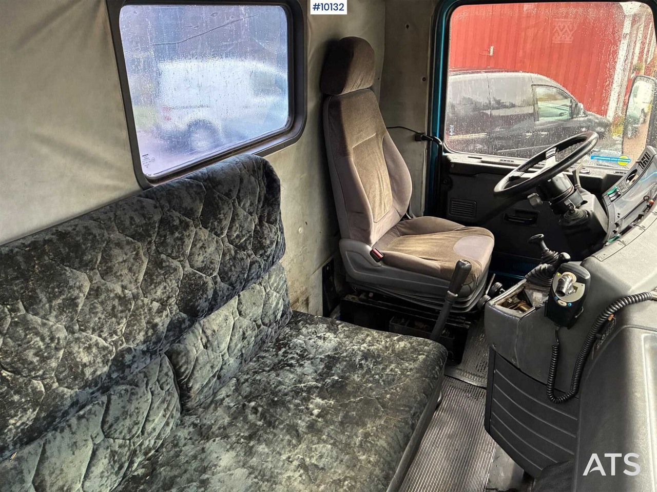 Scania 143H Tractor unit 6x2 - Tractor truck: picture 5 Scania 143H Tractor unit 6x2 - Tractor truck: picture 5