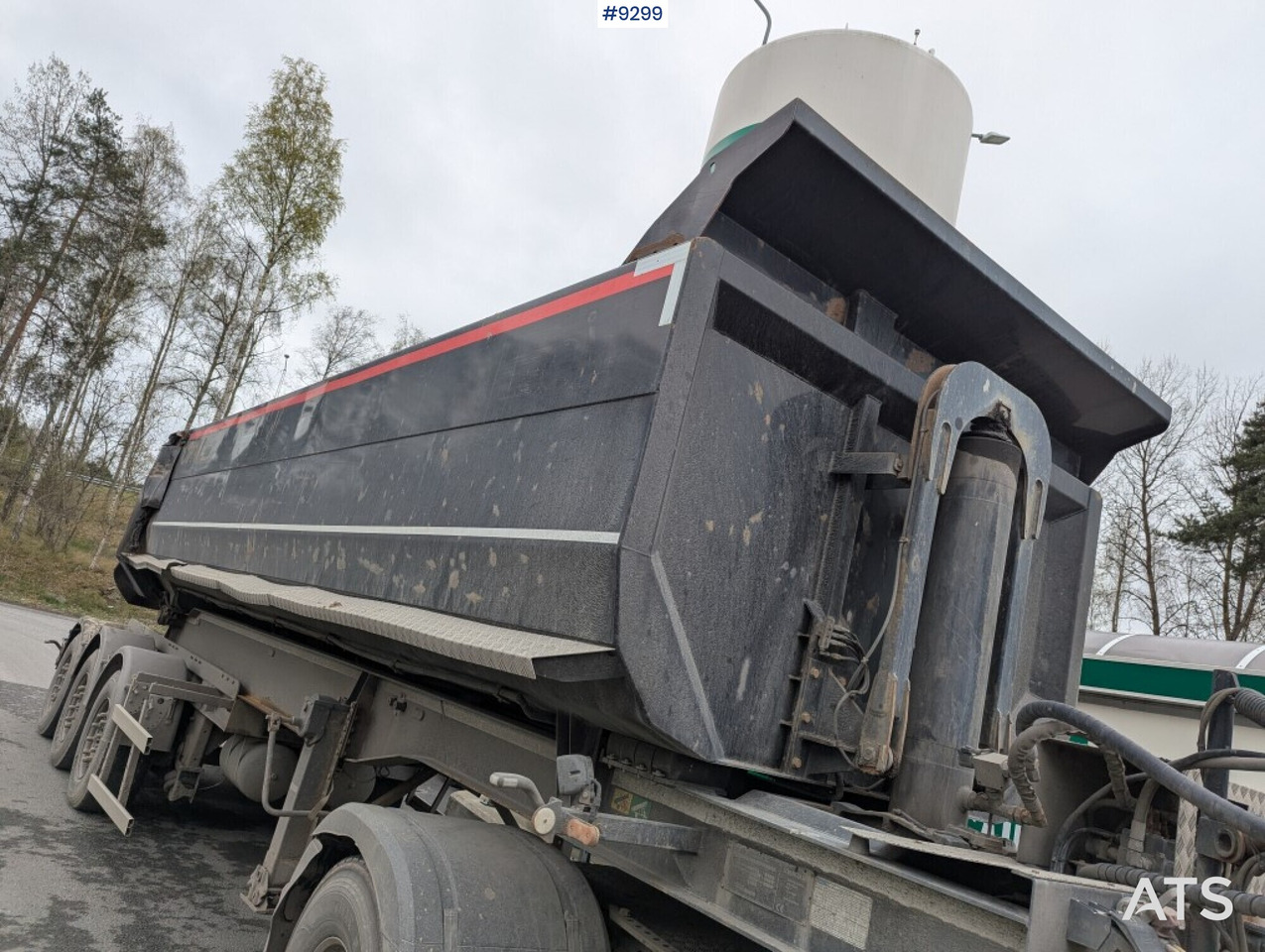 Tractor Unit Mercedes-Benz Arocs 3351 6x4 with tipper trailer - Tractor truck: picture 5 Tractor Unit Mercedes-Benz Arocs 3351 6x4 with tipper trailer - Tractor truck: picture 5