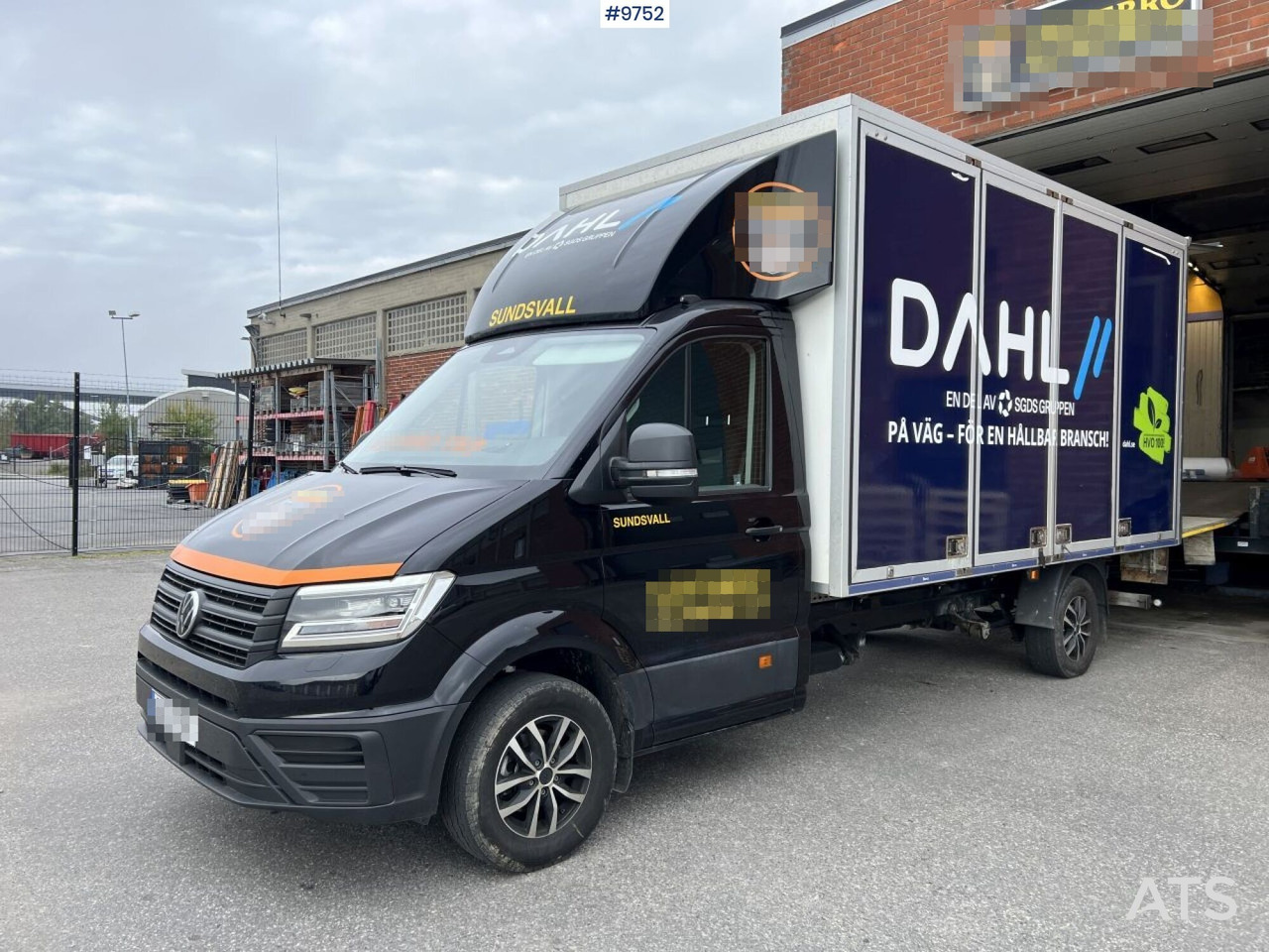 Volkswagen Crafter with tail lift - Closed box van: picture 1 Volkswagen Crafter with tail lift - Closed box van: picture 1