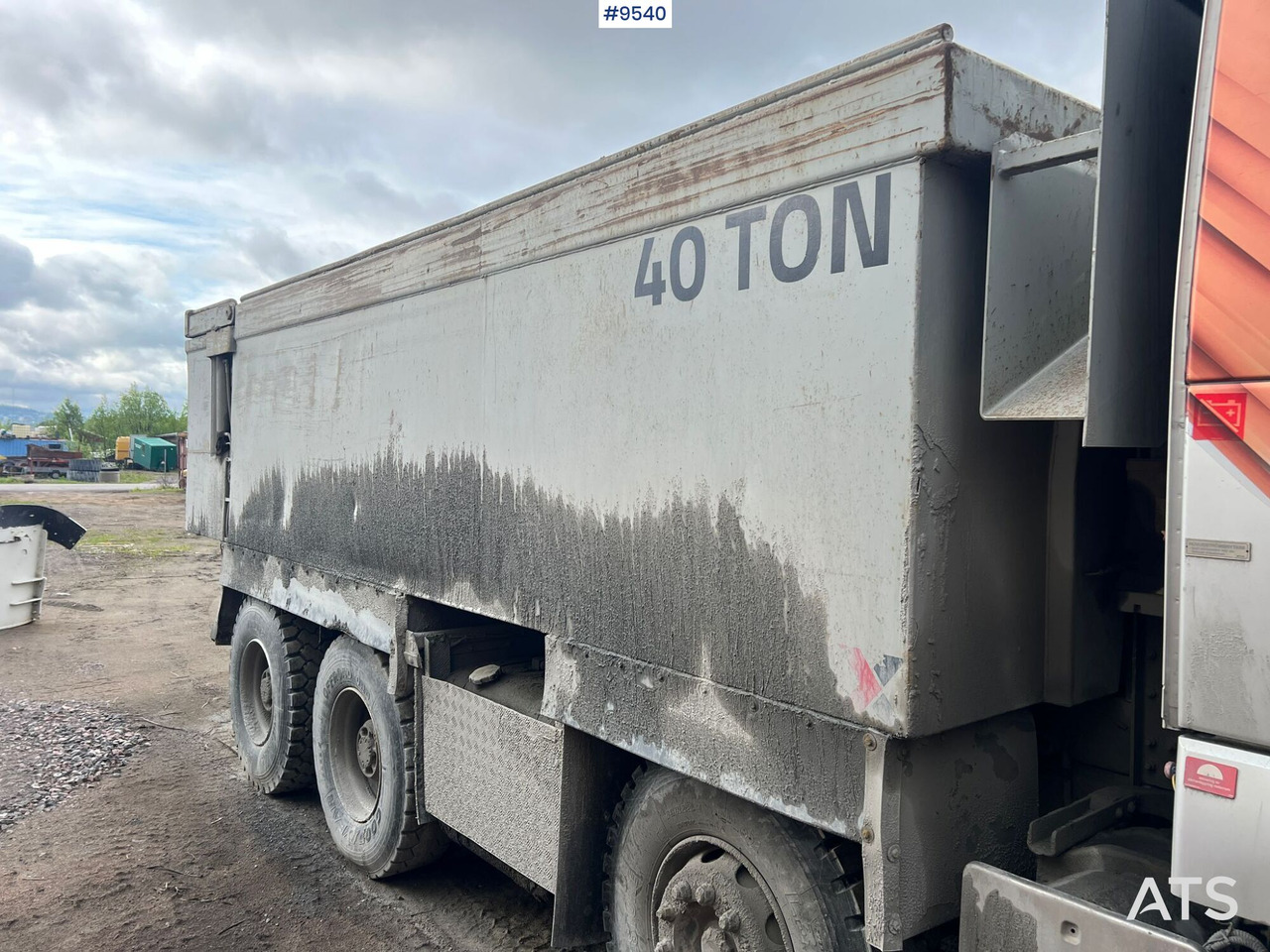 Tipper Volvo FH16 8*4 Tipper/Mining truck: picture 10