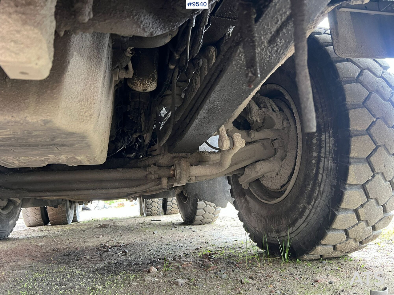 Tipper Volvo FH16 8*4 Tipper/Mining truck: picture 15