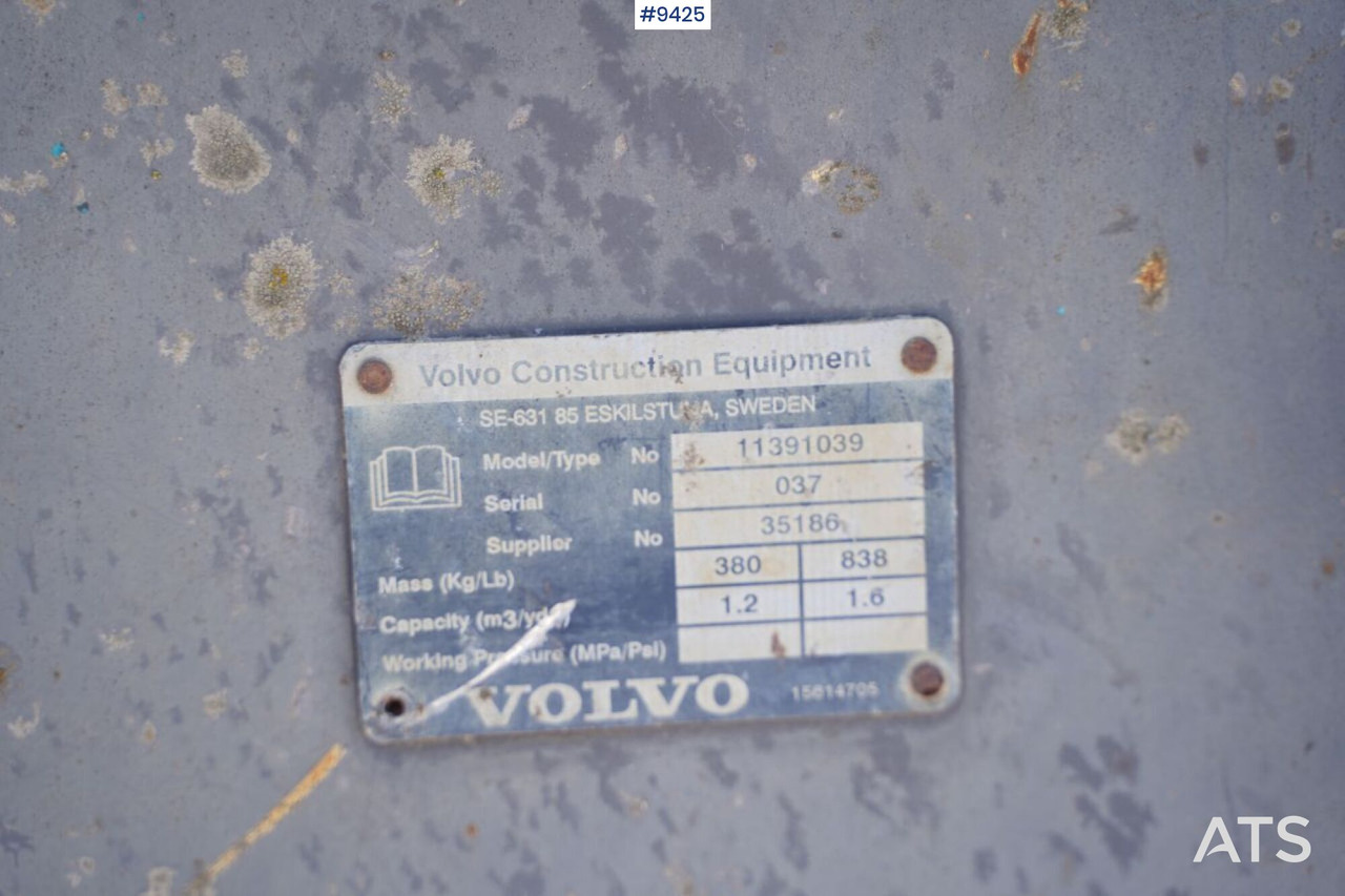 Wheel loader Volvo L35 G with implements (VIDEO): picture 10