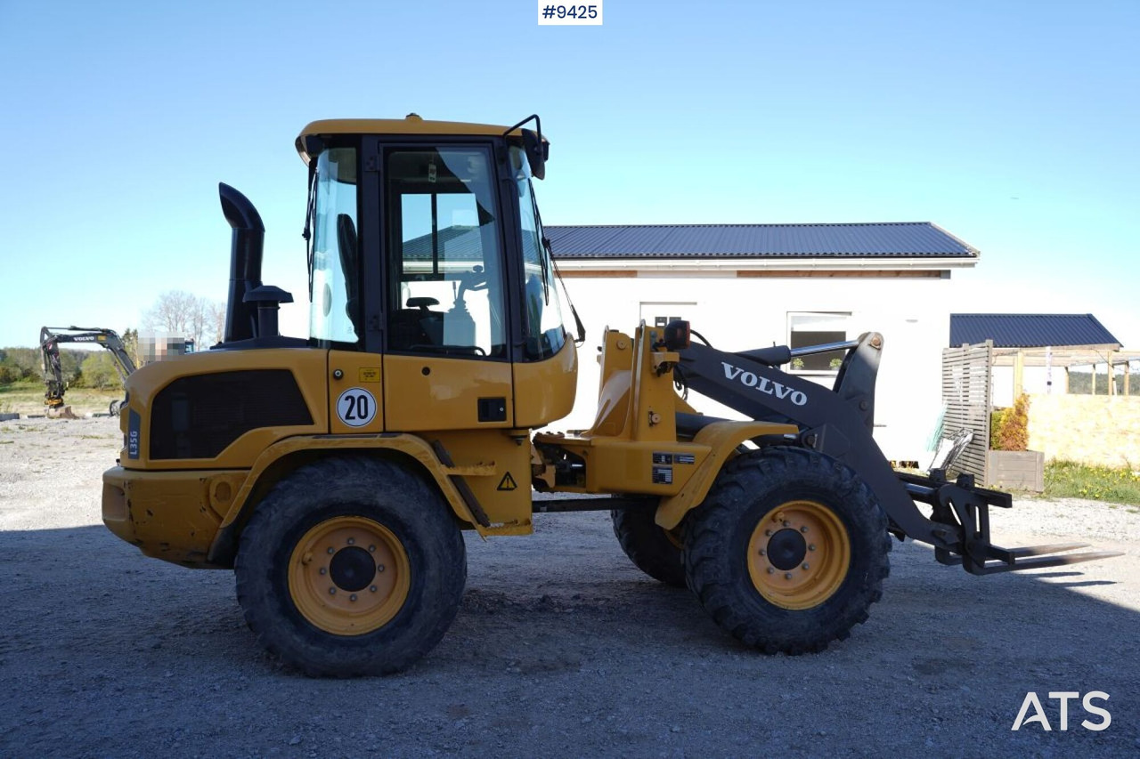 Wheel loader Volvo L35 G with implements (VIDEO): picture 13