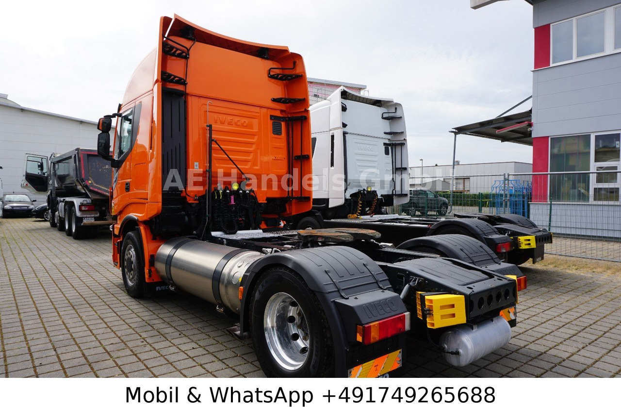 Iveco Stralis NP 400 Hi-Way BL LNG*Retarder/Standklima - Tractor truck: picture 4 Iveco Stralis NP 400 Hi-Way BL LNG*Retarder/Standklima - Tractor truck: picture 4