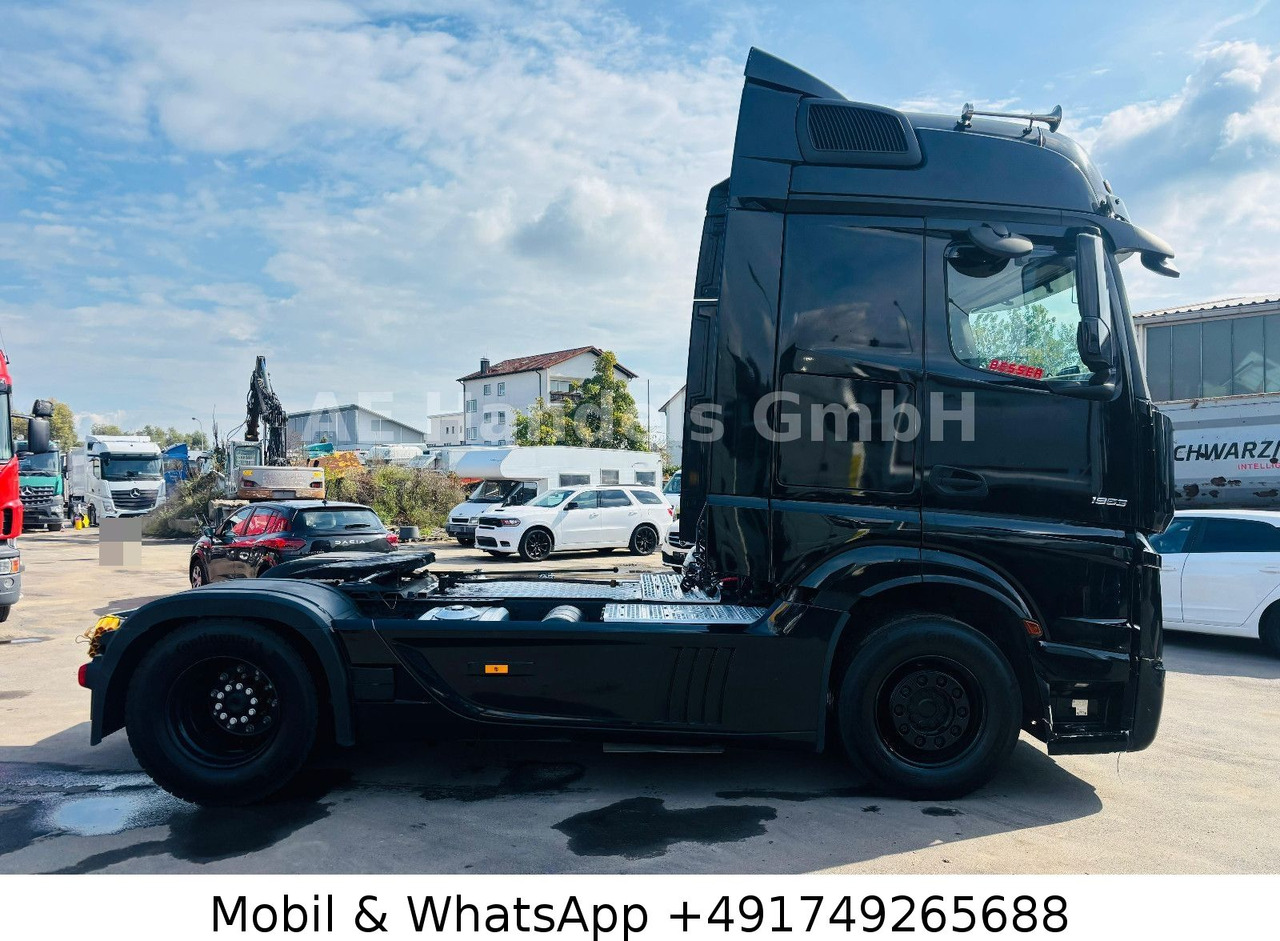 Mercedes-Benz Actros IV 1953 BigSpace LL *Retarder/2-Hydr./ACC - Tractor truck: picture 2 Mercedes-Benz Actros IV 1953 BigSpace LL *Retarder/2-Hydr./ACC - Tractor truck: picture 2