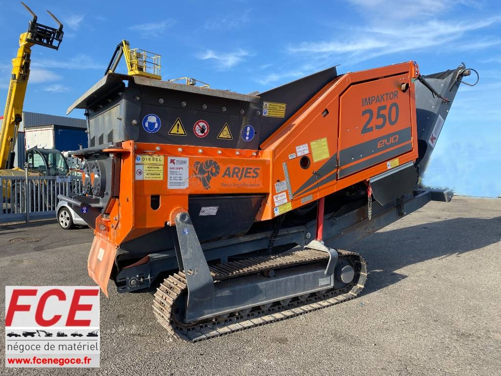 Arjes IMPAKTOR 250 EVOIII Tier3III 1er Main- - Mobile crusher: picture 1 Arjes IMPAKTOR 250 EVOIII Tier3III 1er Main- - Mobile crusher: picture 1