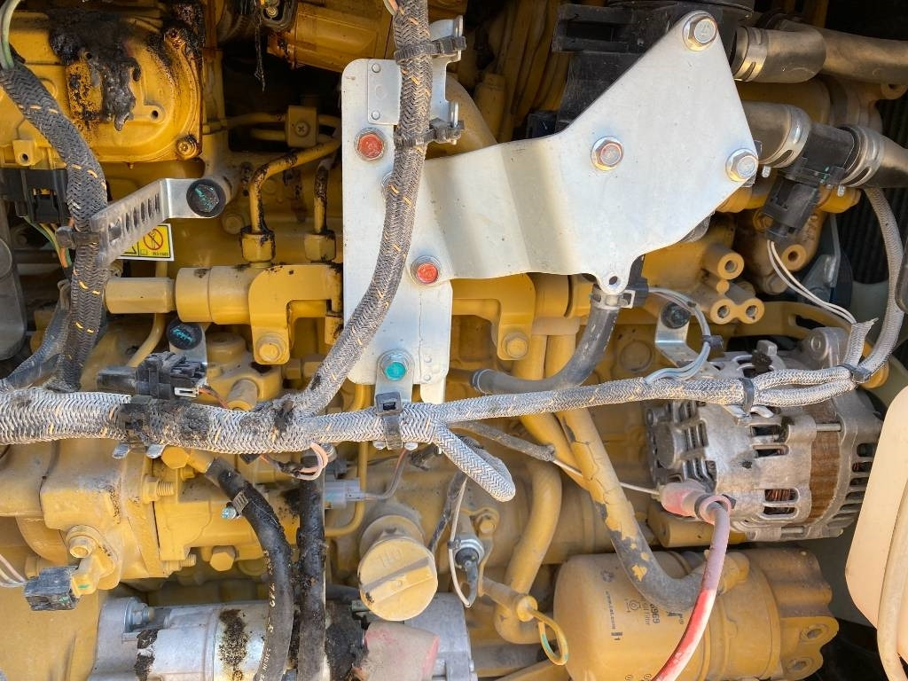 Mini excavator CAT CAT 308 CR avec Certificat CE Origine Française: picture 24 Mini excavator CAT CAT 308 CR avec Certificat CE Origine Française: picture 24