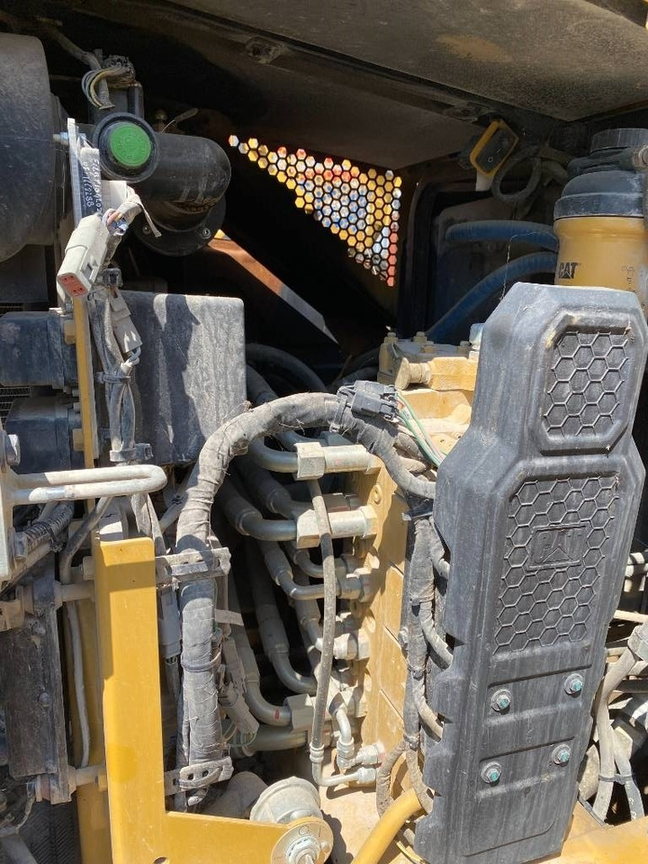 Mini excavator CAT CAT 308 CR avec Certificat CE Origine Française: picture 12 Mini excavator CAT CAT 308 CR avec Certificat CE Origine Française: picture 12