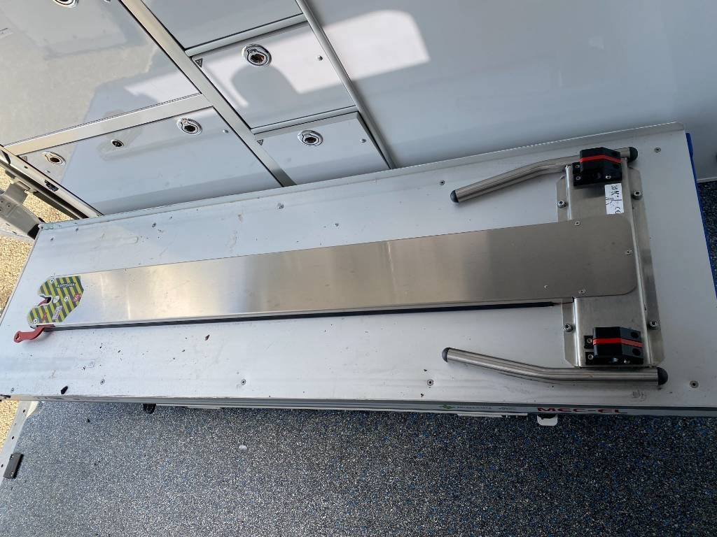 Ambulance Fiat LES DAUPHINS/DUCATO TORINO 2.3M-Jet 160 endommagée: picture 27 Ambulance Fiat LES DAUPHINS/DUCATO TORINO 2.3M-Jet 160 endommagée: picture 27