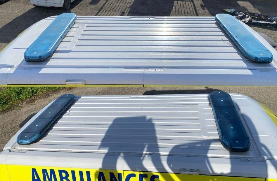 Ambulance Fiat LES DAUPHINS/DUCATO TORINO 2.3M-Jet 160 endommagée: picture 13 Ambulance Fiat LES DAUPHINS/DUCATO TORINO 2.3M-Jet 160 endommagée: picture 13